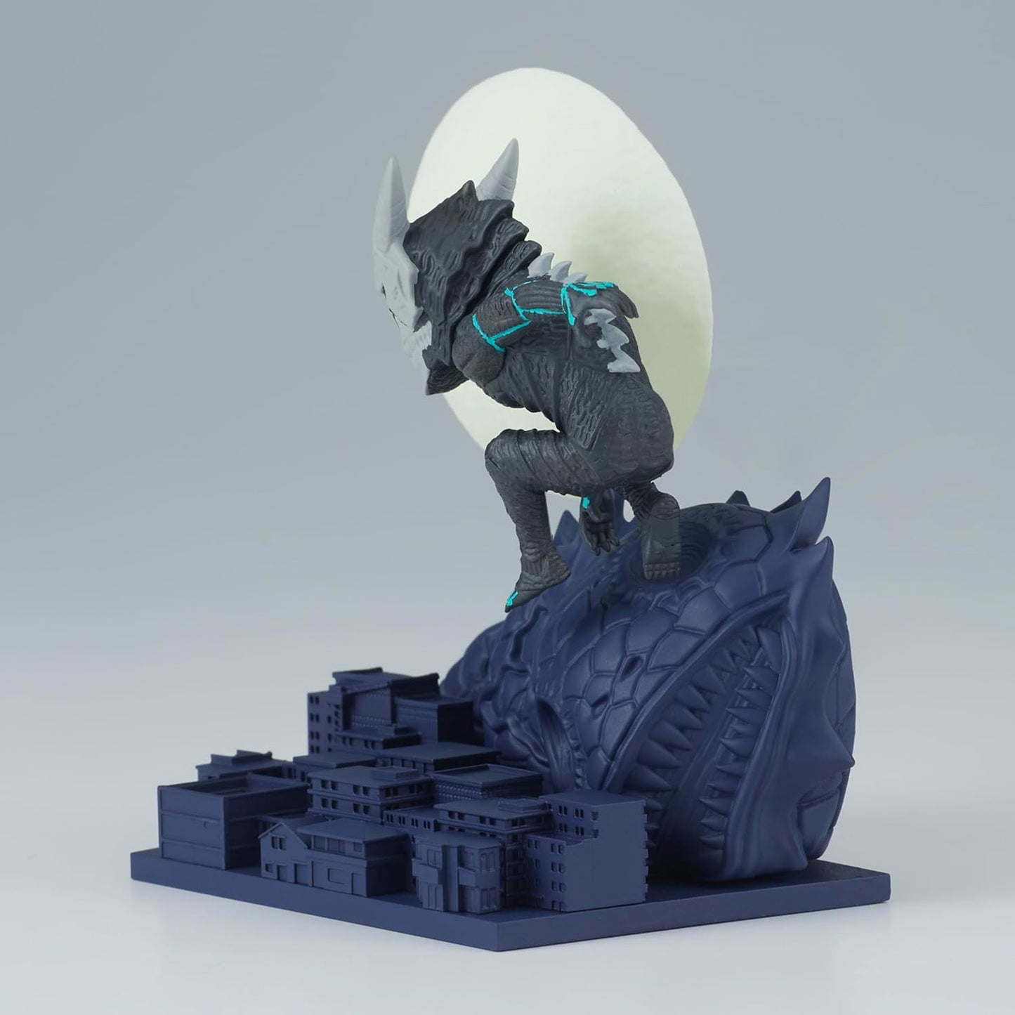 Kaiju No. 8 - Kafka Hibino - Figur - 5cm - Bandai Banpresto