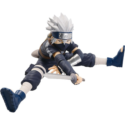 Hatake Kakashi im Sprung mit Messer, Naruto Shippuden Sammelfigur - Banpresto