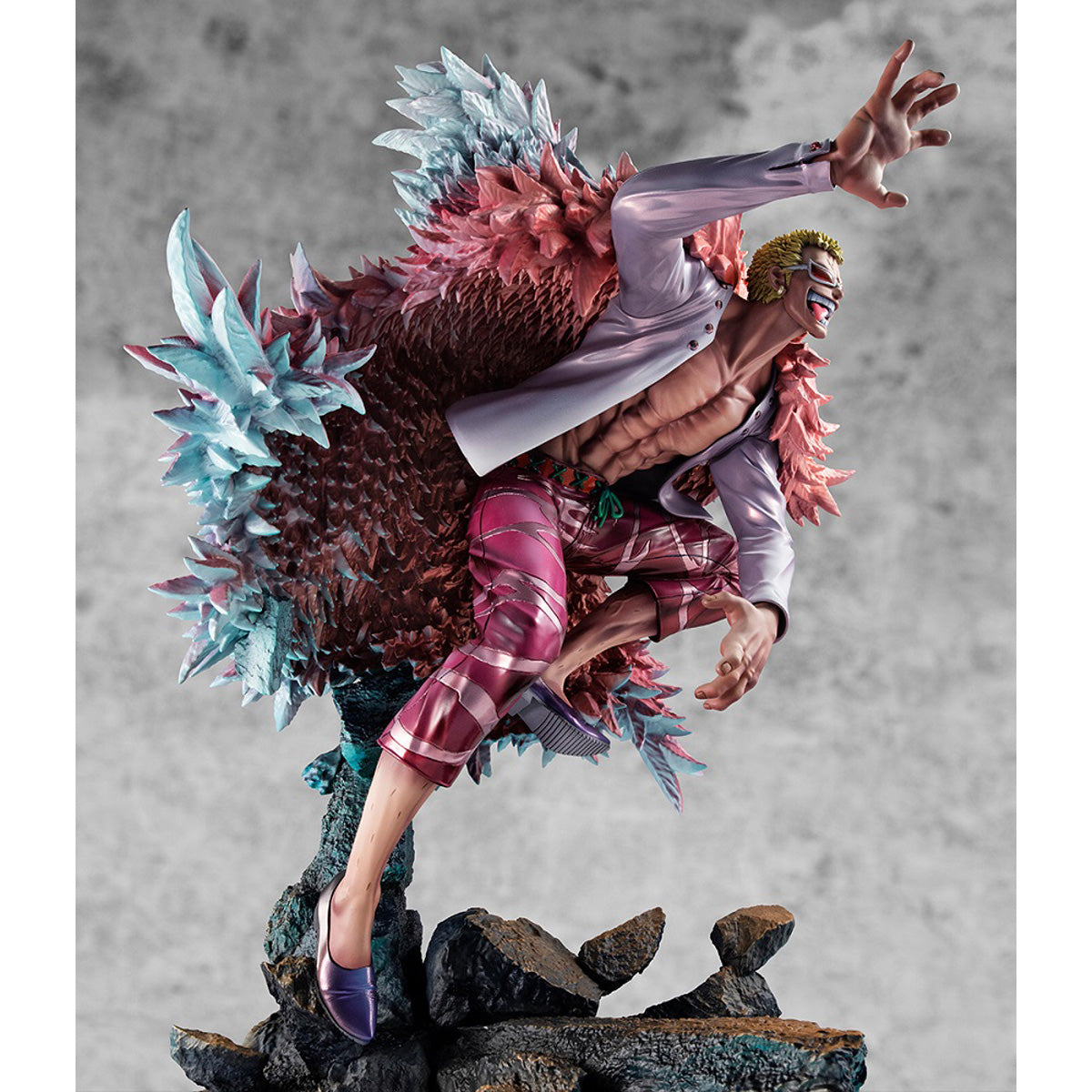 One Piece - Donquixote Doflamingo - Portrait of Pirates Figur - 35cm - MegaHouse