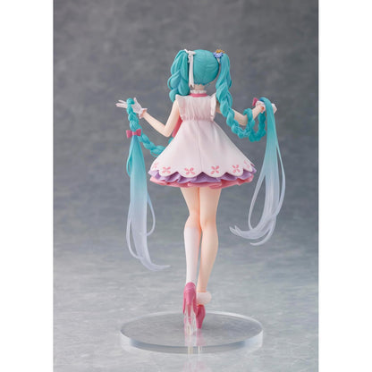 Hatsune Miku - Rapunzel Version - Figur - 18cm - Taito