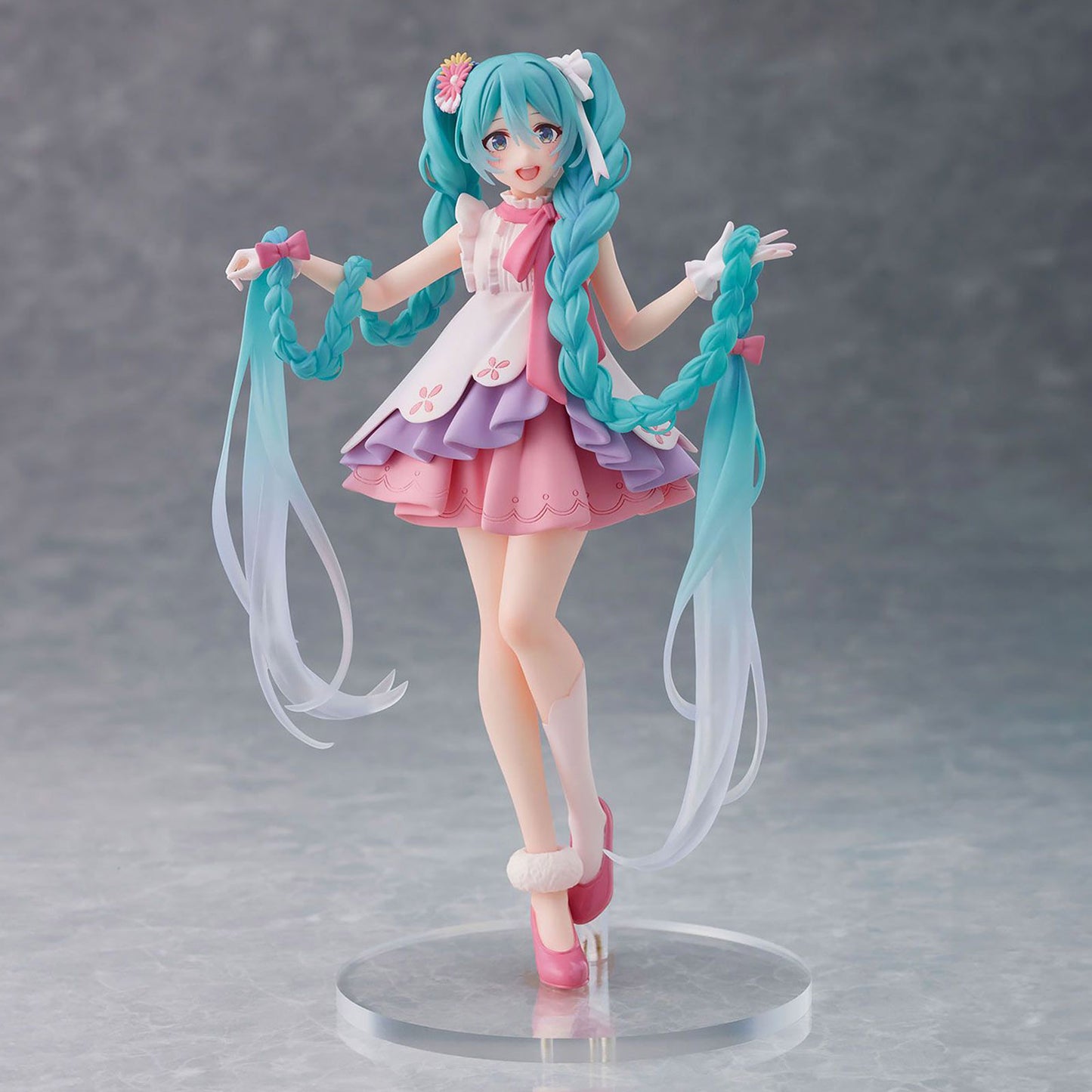 Hatsune Miku - Rapunzel Version - Figur - 18cm - Taito
