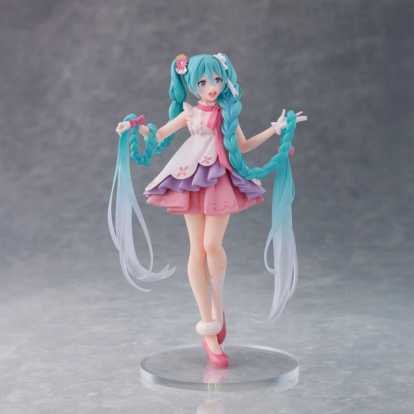 Hatsune Miku - Rapunzel Version - Figur - 18cm - Taito