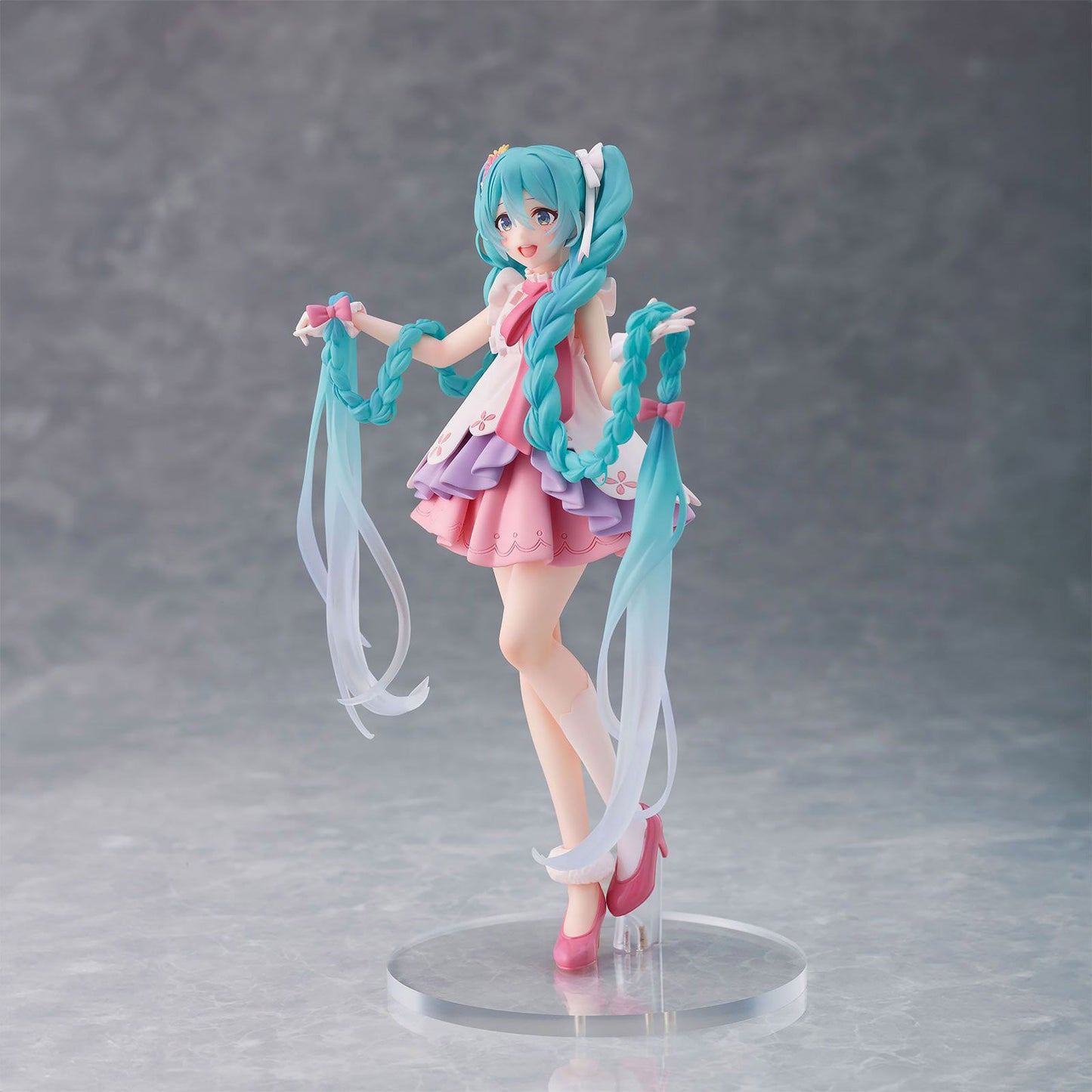 Hatsune Miku - Rapunzel Version - Figur - 18cm - Taito
