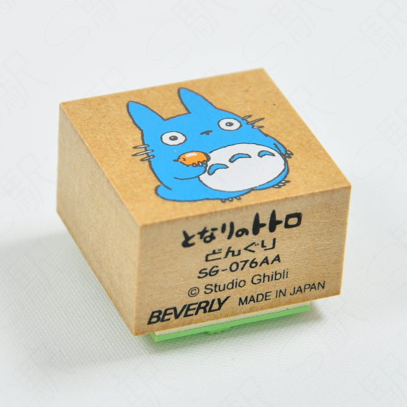 Totoro Eichel Stempel